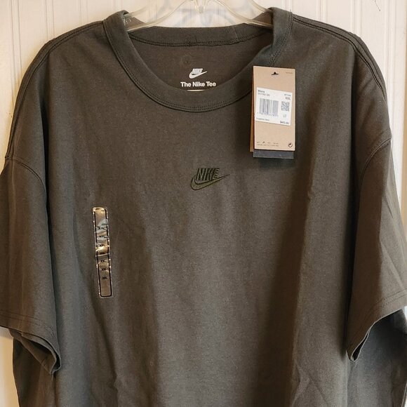Nike Other - NIKE The Nike Tee Loose Fit Dark Green T-Shirt - XXL - NWT NEW